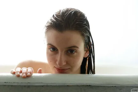 Zishy OnlyFans Leaked Free Thumbnail Picture - #UGbESJAMGB