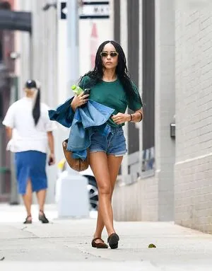 Zo Kravitz OnlyFans Leaked Free Thumbnail Picture - #AnZezVqa52