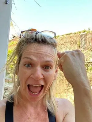 Zoe Ball OnlyFans Leaked Free Thumbnail Picture - #5uspoispVS