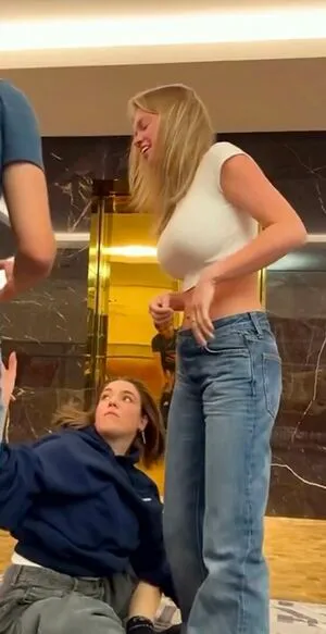 Zoe Clarke OnlyFans Leaked Free Thumbnail Picture - #5dp2pvBChd