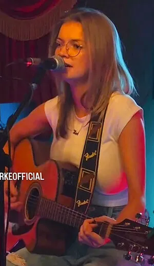 Zoe Clarke OnlyFans Leaked Free Thumbnail Picture - #YDNpYB3Yow