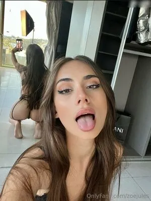 Zoe Cute OnlyFans Leaked Free Thumbnail Picture - #lqi2Cts42g