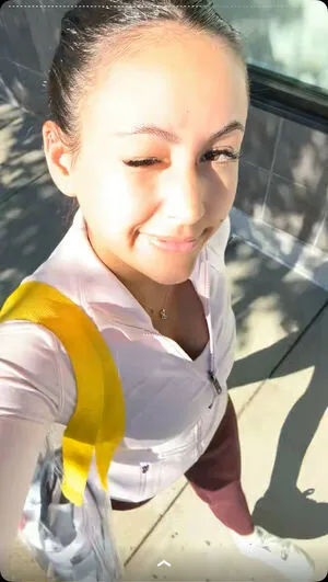 Zoe Ferguson OnlyFans Leaked Free Thumbnail Picture - #DTMaFWkTAj