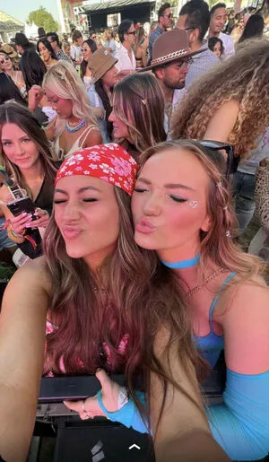 Zoe Ferguson OnlyFans Leaked Free Thumbnail Picture - #F7IgDJddlA