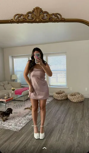 Zoe Ferguson OnlyFans Leaked Free Thumbnail Picture - #oMarBiyeU2