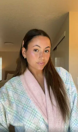 Zoe Ferguson OnlyFans Leaked Free Thumbnail Picture - #vNwxmelNST