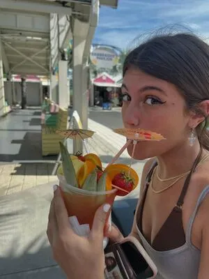 Zoe Grace Rodriguez OnlyFans Leaked Free Thumbnail Picture - #yhM1PNEAzv