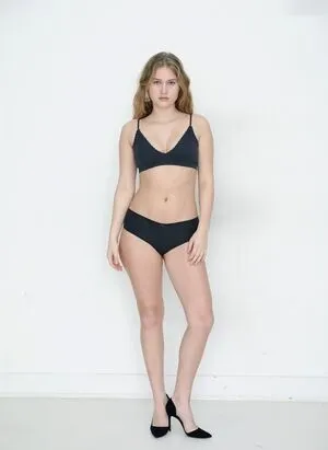 Zoe Kaeppele OnlyFans Leaked Free Thumbnail Picture - #11IoNwkheP