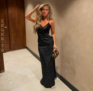 Zoe Kaeppele OnlyFans Leaked Free Thumbnail Picture - #4Sqaz4sBX9