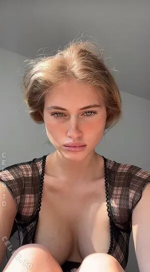 Zoe Kaeppele OnlyFans Leaked Free Thumbnail Picture - #K6GDukXR47