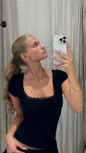 Zoe Kaeppele OnlyFans Leaked Free Thumbnail Picture - #LMY5NMDCWm