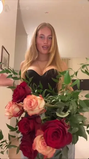 Zoe Kaeppele OnlyFans Leaked Free Thumbnail Picture - #QCuKk7dOJ8