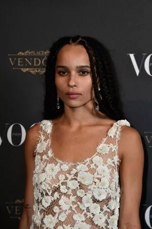 Zoe Kravitz OnlyFans Leaked Free Thumbnail Picture - #OuMsCalHL7