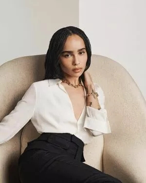 Zoe Kravitz OnlyFans Leaked Free Thumbnail Picture - #cYcnTNjlna