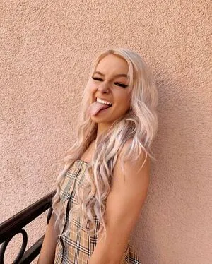 Zoe Laverne OnlyFans Leaked Free Thumbnail Picture - #niIwkV5iRA