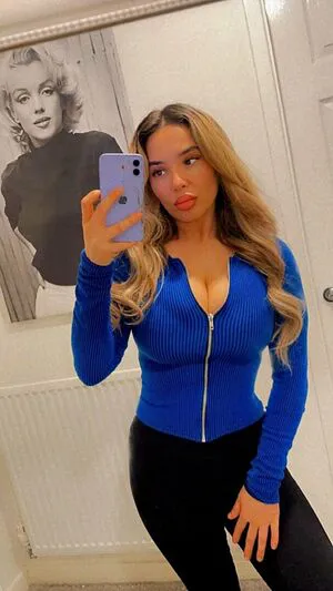 Zoe Leanne Cooper OnlyFans Leaked Free Thumbnail Picture - #68We9SMiH5