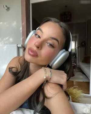Zoe Liss OnlyFans Leaked Free Thumbnail Picture - #X7z3Dh6TbL