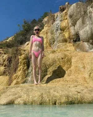 Zoe Lister Jones OnlyFans Leaked Free Thumbnail Picture - #303xsvKiE9