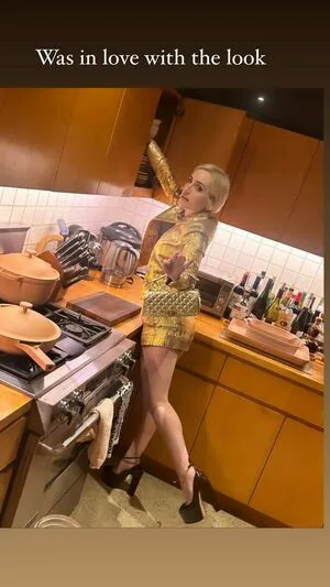 Zoe Lister Jones OnlyFans Leaked Free Thumbnail Picture - #UzeYmYcOF0