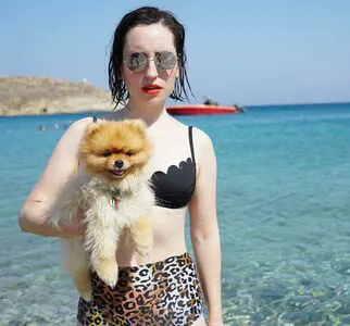 Zoe Lister Jones OnlyFans Leaked Free Thumbnail Picture - #s4N7DYwYN4