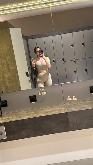 Zoe Matthea OnlyFans Leaked Free Thumbnail Picture - #riHAmCmmhk