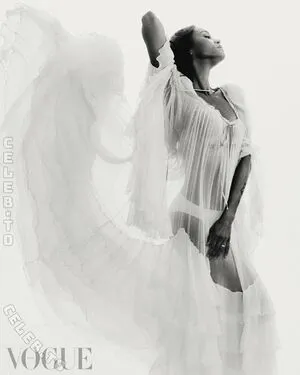 Zoe Saldana OnlyFans Leaked Free Thumbnail Picture - #F6PTITm3Bo