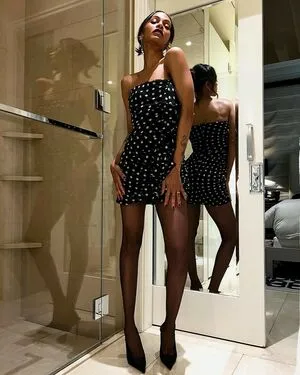 Zoe Saldana OnlyFans Leaked Free Thumbnail Picture - #SRbPhQquo6