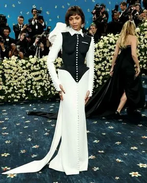 Zoe Saldana OnlyFans Leaked Free Thumbnail Picture - #dE61Yl8s0r