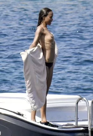 Zoe Saldana OnlyFans Leaked Free Thumbnail Picture - #wZWY8Erbeq