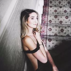 Zoe Sugg OnlyFans Leaked Free Thumbnail Picture - #Qt6SJawwcq