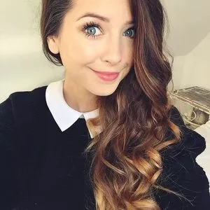 Zoe Sugg OnlyFans Leaked Free Thumbnail Picture - #VAPDS57K5x