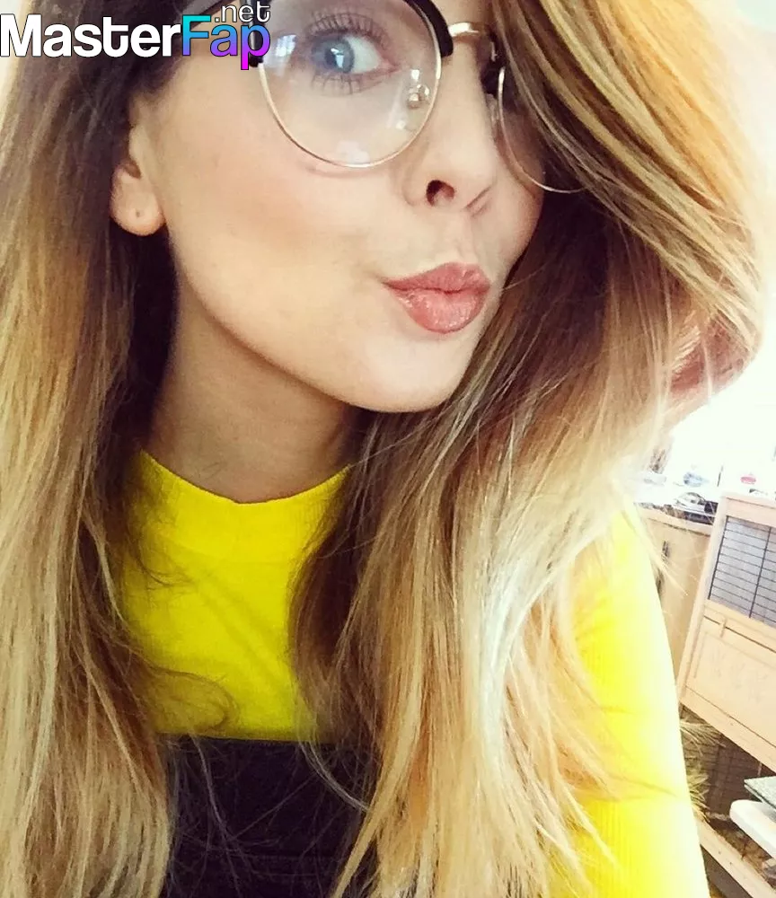 Zoe Sugg Nude OnlyFans Leak Picture #urMn31UpsG | MasterFap.net