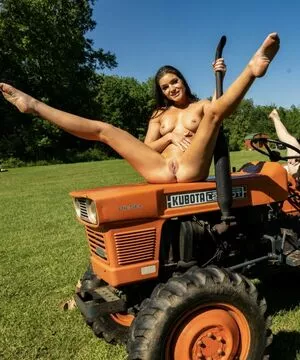Zoe Wild XX OnlyFans Leaked Free Thumbnail Picture - #CIvSLEay7b