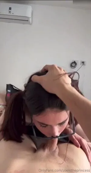 Zoeistheprincess OnlyFans Leaked Free Thumbnail Picture - #A6bbe5z1SE
