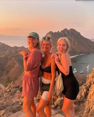 Zoejoana OnlyFans Leaked Free Thumbnail Picture - #b6FpIOIhet