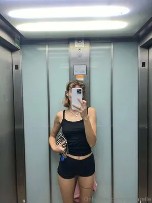 Zoelarelle OnlyFans Leaked Free Thumbnail Picture - #0ZX2UYwgdj
