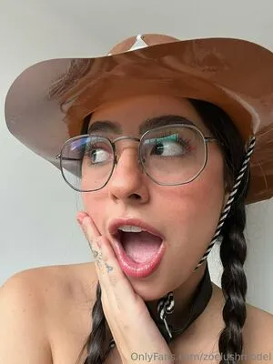 Zoelushmodel OnlyFans Leaked Free Thumbnail Picture - #AidYvZd5g7