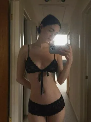 Zoeplzshutup OnlyFans Leaked Free Thumbnail Picture - #fJuMTNXz4e