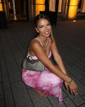 Zoesalg OnlyFans Leaked Free Thumbnail Picture - #dw7A04qnxI