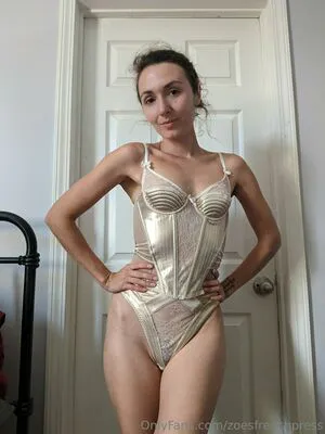 Zoesfrenchpress OnlyFans Leaked Free Thumbnail Picture - #1pApjvxe45