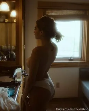 Zoey Daze OnlyFans Leaked Free Thumbnail Picture - #Svaksmu1k5