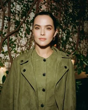 Zoey Deutch OnlyFans Leaked Free Thumbnail Picture - #GDjzG0ErRR