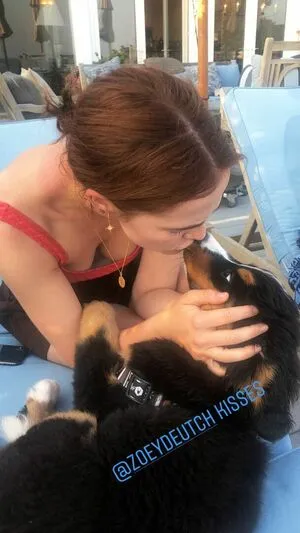 Zoey Deutch OnlyFans Leaked Free Thumbnail Picture - #T953ws16Dk