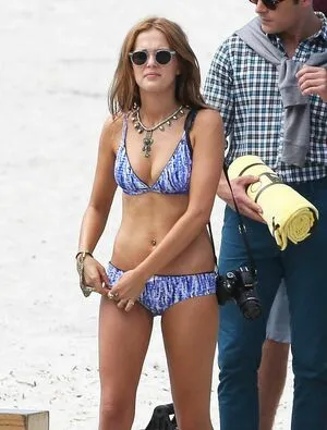 Zoey Deutch OnlyFans Leaked Free Thumbnail Picture - #VxO8r644AI