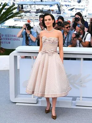 Zoey Deutch OnlyFans Leaked Free Thumbnail Picture - #mXjFtGKO9e