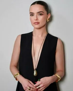 Zoey Deutch OnlyFans Leaked Free Thumbnail Picture - #o30qQTau5w
