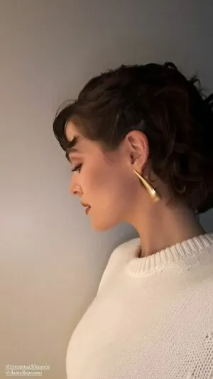 Zoey Deutch OnlyFans Leaked Free Thumbnail Picture - #ofBWOxY4ux