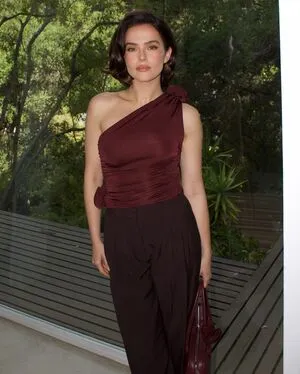 Zoey Deutch OnlyFans Leaked Free Thumbnail Picture - #pwCtv1Nlna