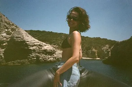 Zoey Deutch OnlyFans Leaked Free Thumbnail Picture - #qKyjWoxk4c