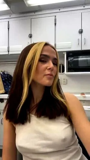 Zoey Deutch OnlyFans Leaked Free Thumbnail Picture - #CkcQZe1CXG